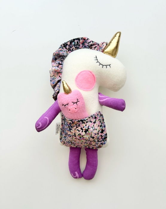 Unicorn girl Vizbulīte